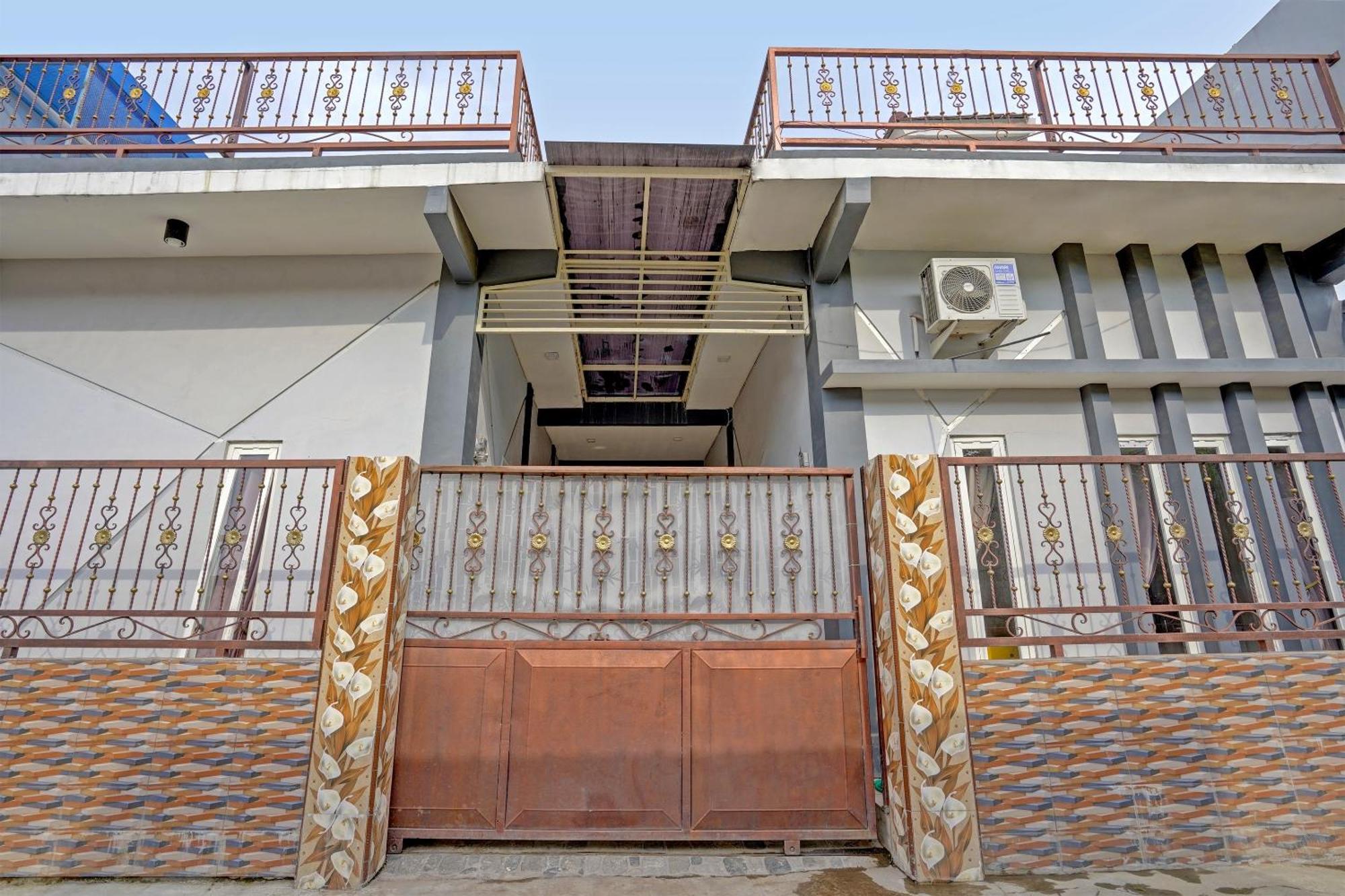 Oyo Life 91866 Paradise Ok Kost Syariah Mojokerto Exterior foto